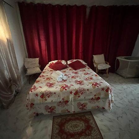 Imperium Allestimenti Bed and Breakfast Napoli Eksteriør billede